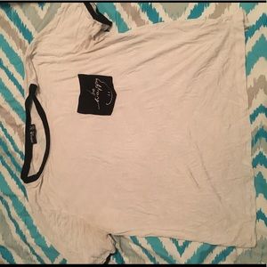 says size Large fits like Small.